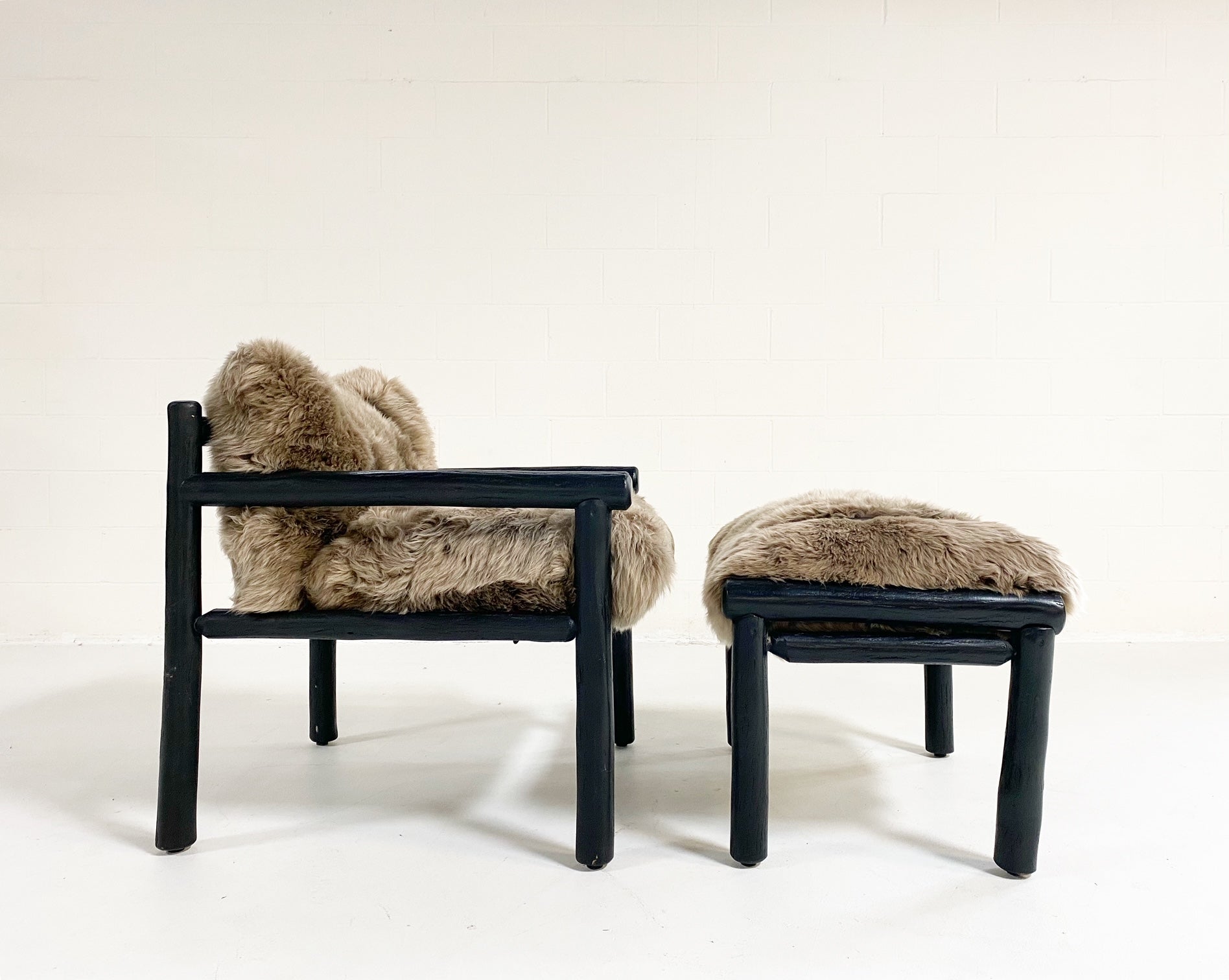 Black 2025 sheepskin chair